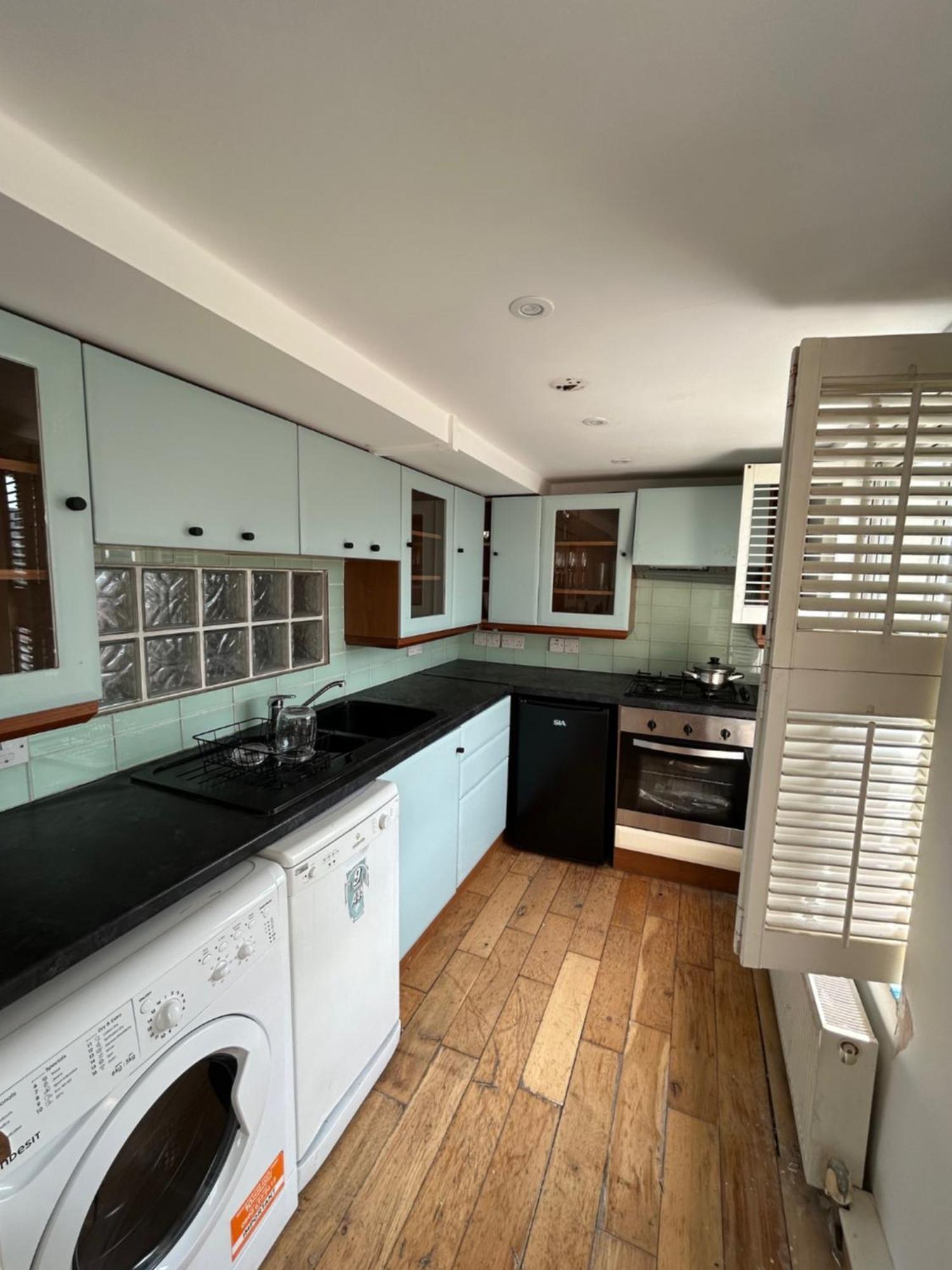 Apartment Garden Square Central 2 Bed & Sea-view *